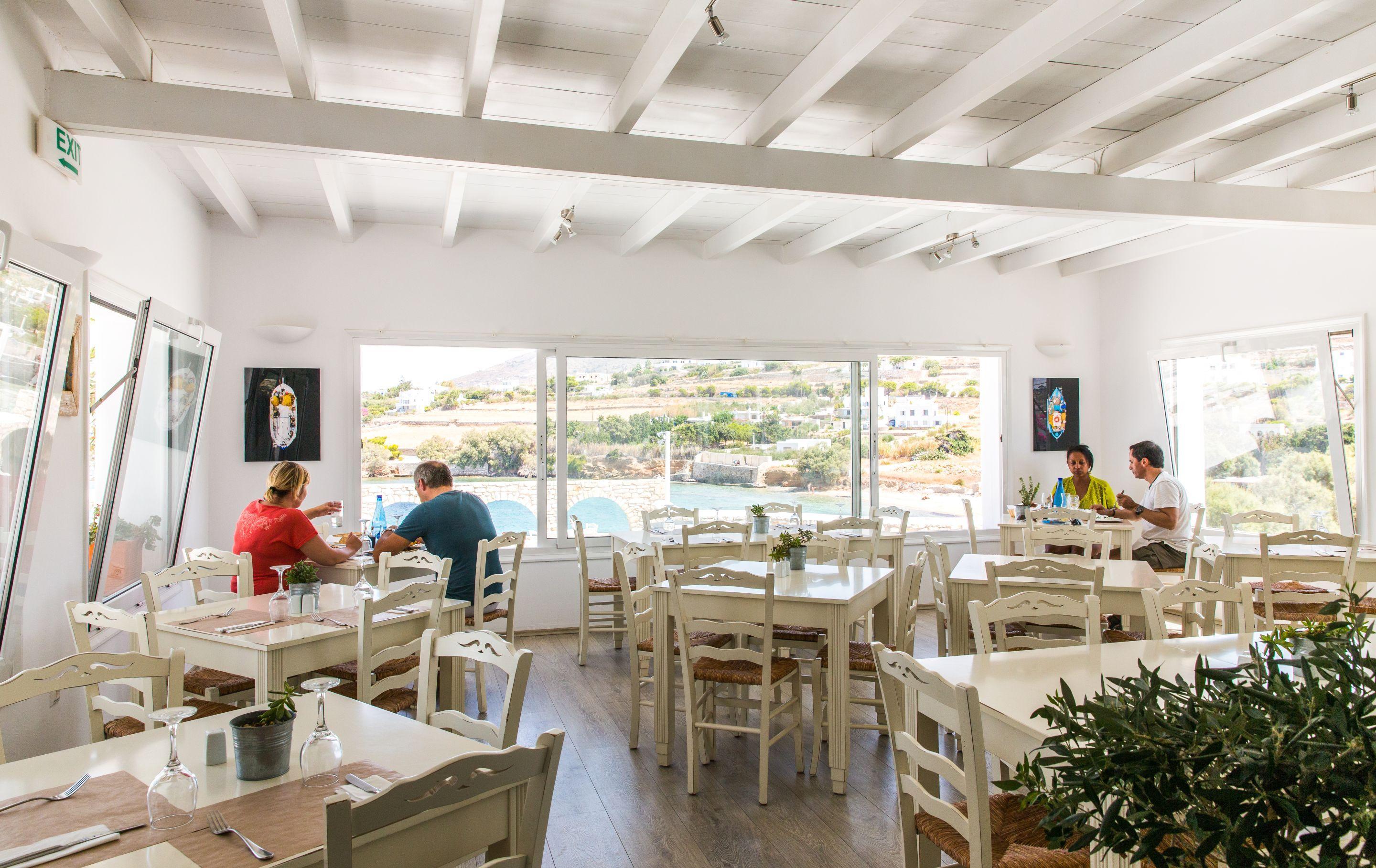 Готель Paros Bay Parasporos Екстер'єр фото