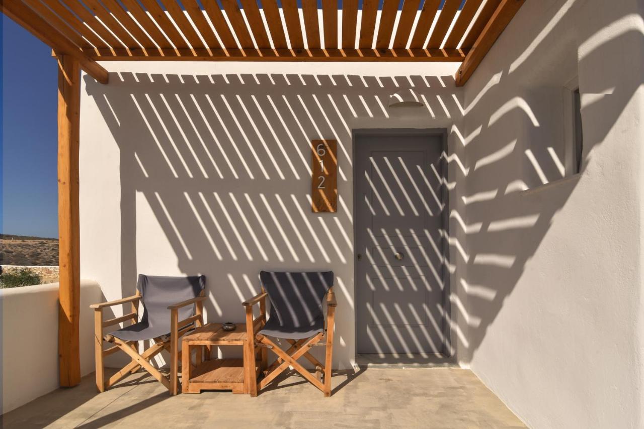 Готель Paros Bay Parasporos Екстер'єр фото