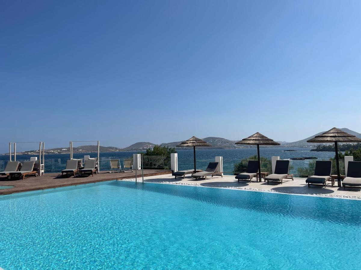 Готель Paros Bay Parasporos Екстер'єр фото