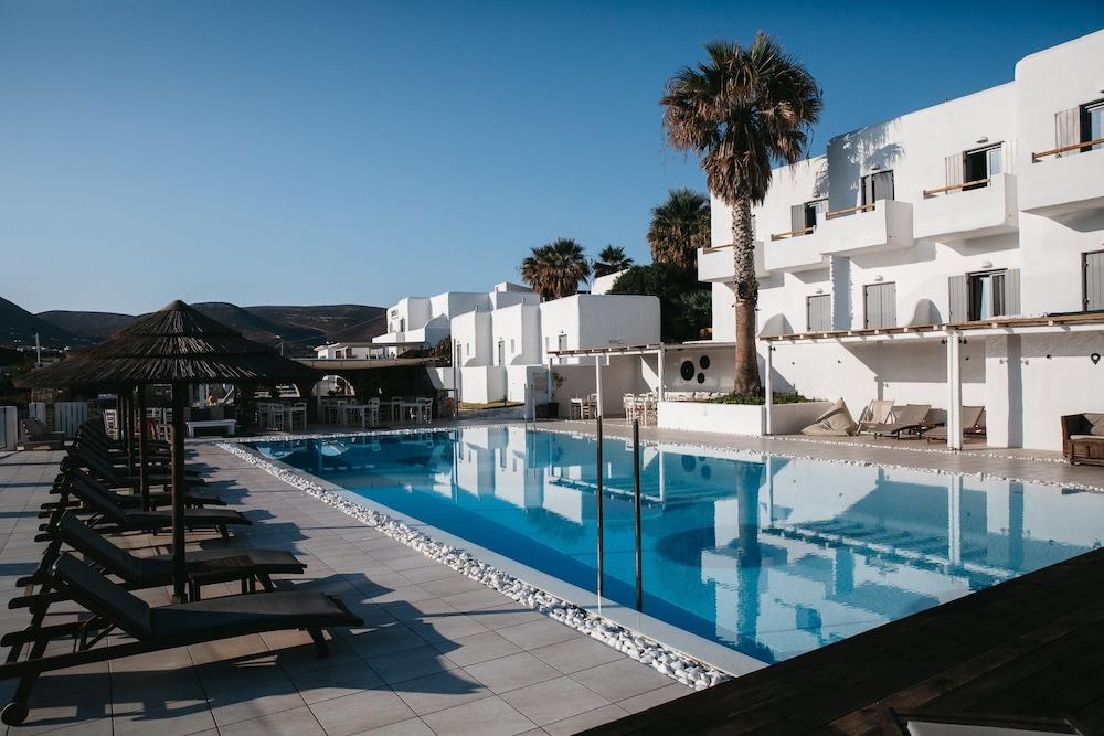 Готель Paros Bay Parasporos Екстер'єр фото